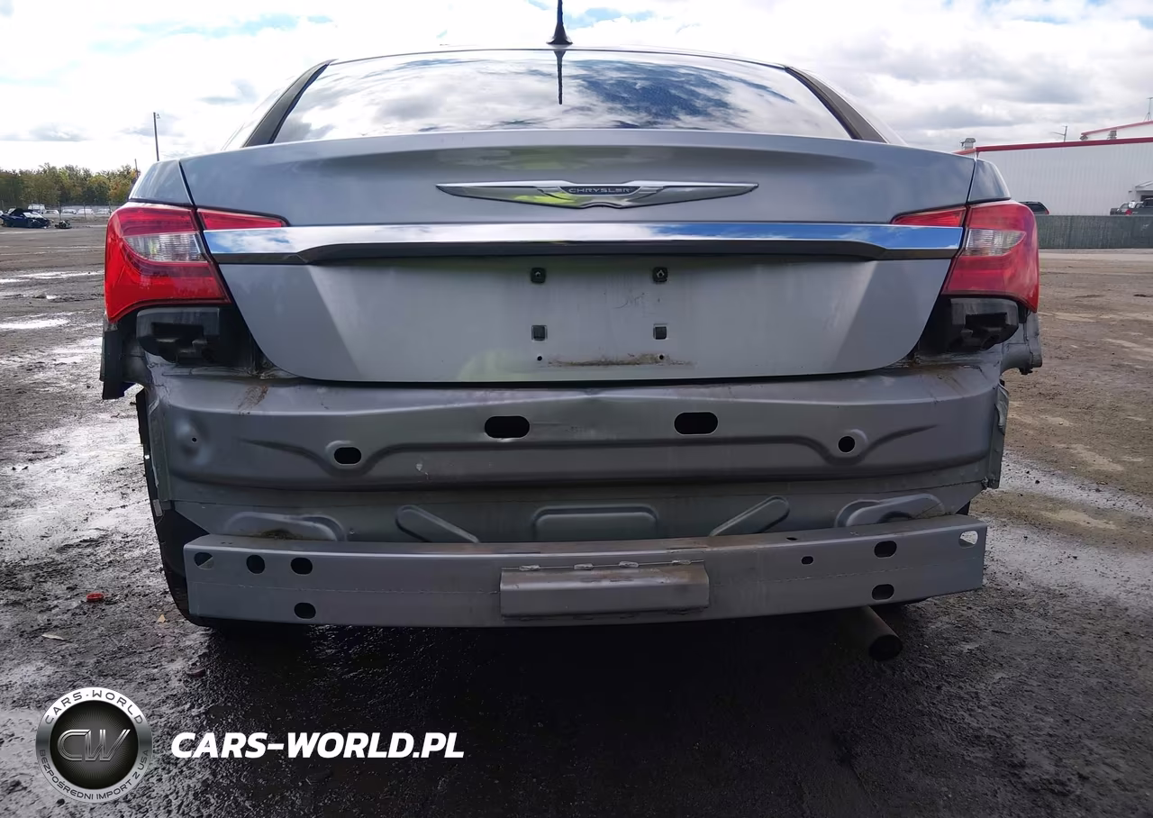 2013 Chrysler 200 Touring VIN:1C3CCBBBXDN538958 - 13