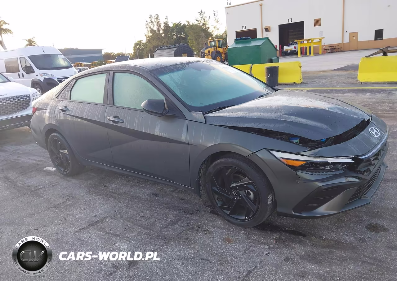 2026 Hyundai Elantra Sel Sport VIN:KMHLM4DG9TU163030 - 17