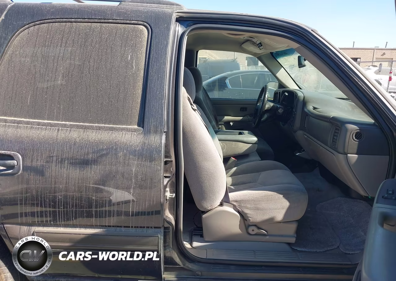 2005 Chevrolet Tahoe Ls VIN:1GNEC13V55J195029 - 5