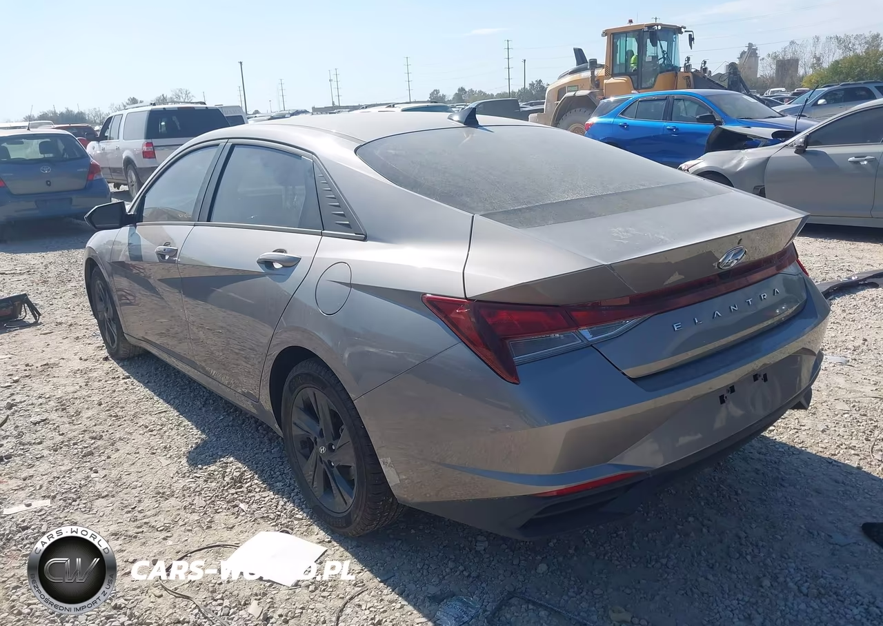 2022 Hyundai Elantra Sel VIN:KMHLM4AG2NU321411 - 3