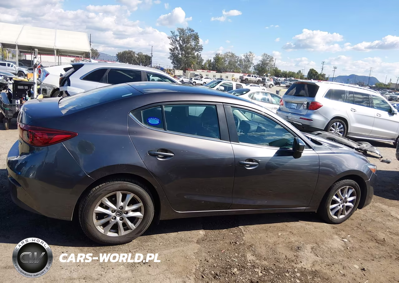2018 Mazda Mazda3 Sport VIN:3MZBN1U75JM221404 - 13