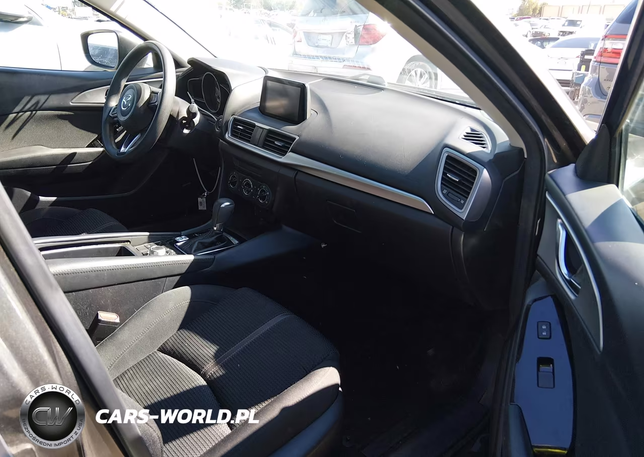 2018 Mazda Mazda3 Sport VIN:3MZBN1U75JM221404 - 5