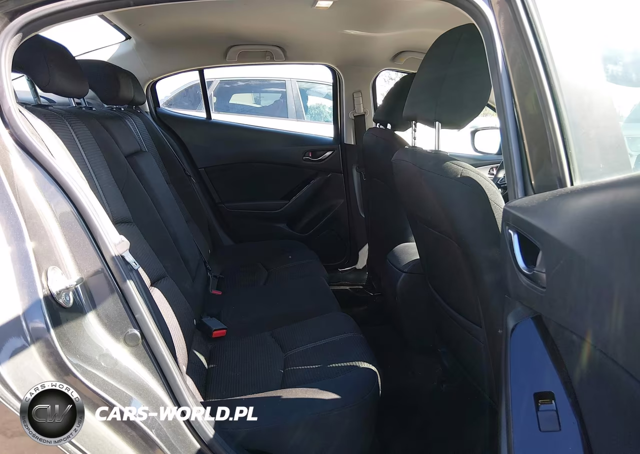 2018 Mazda Mazda3 Sport VIN:3MZBN1U75JM221404 - 8