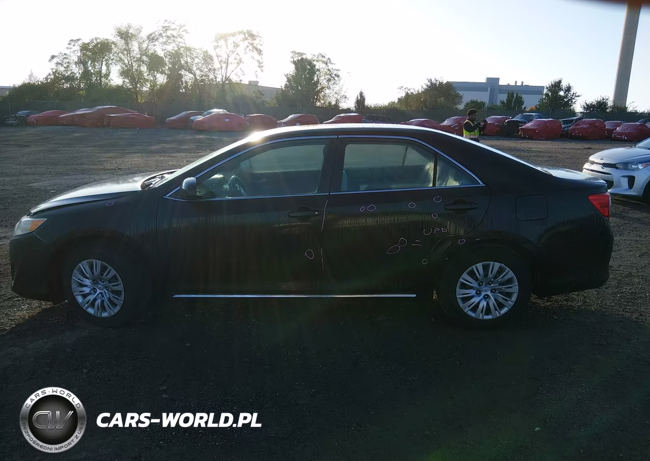 2013 Toyota Camry Le VIN:4T4BF1FK7DR283048 - 15