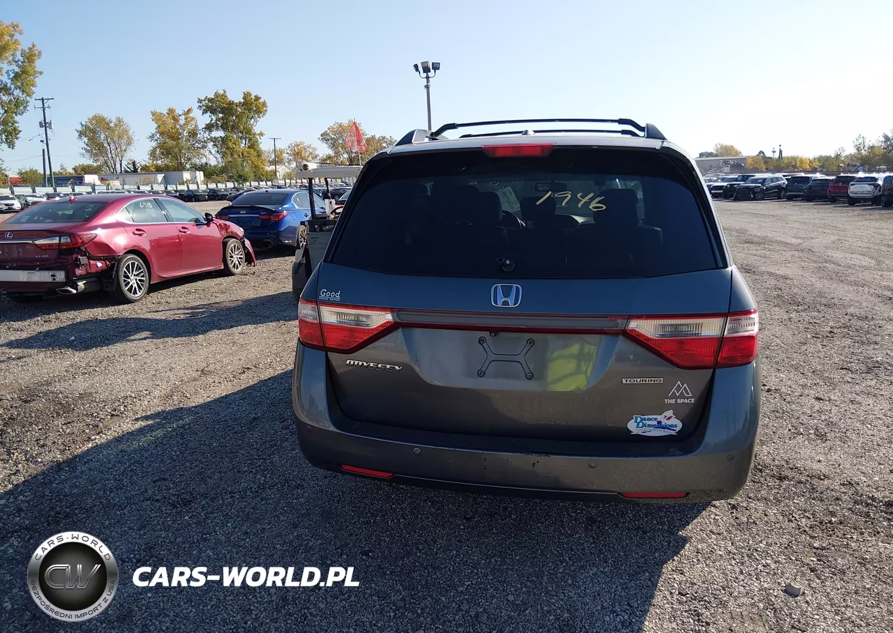 2011 Honda Odyssey Touring-Touring Elite VIN:5FNRL5H9XBB025846 - 16