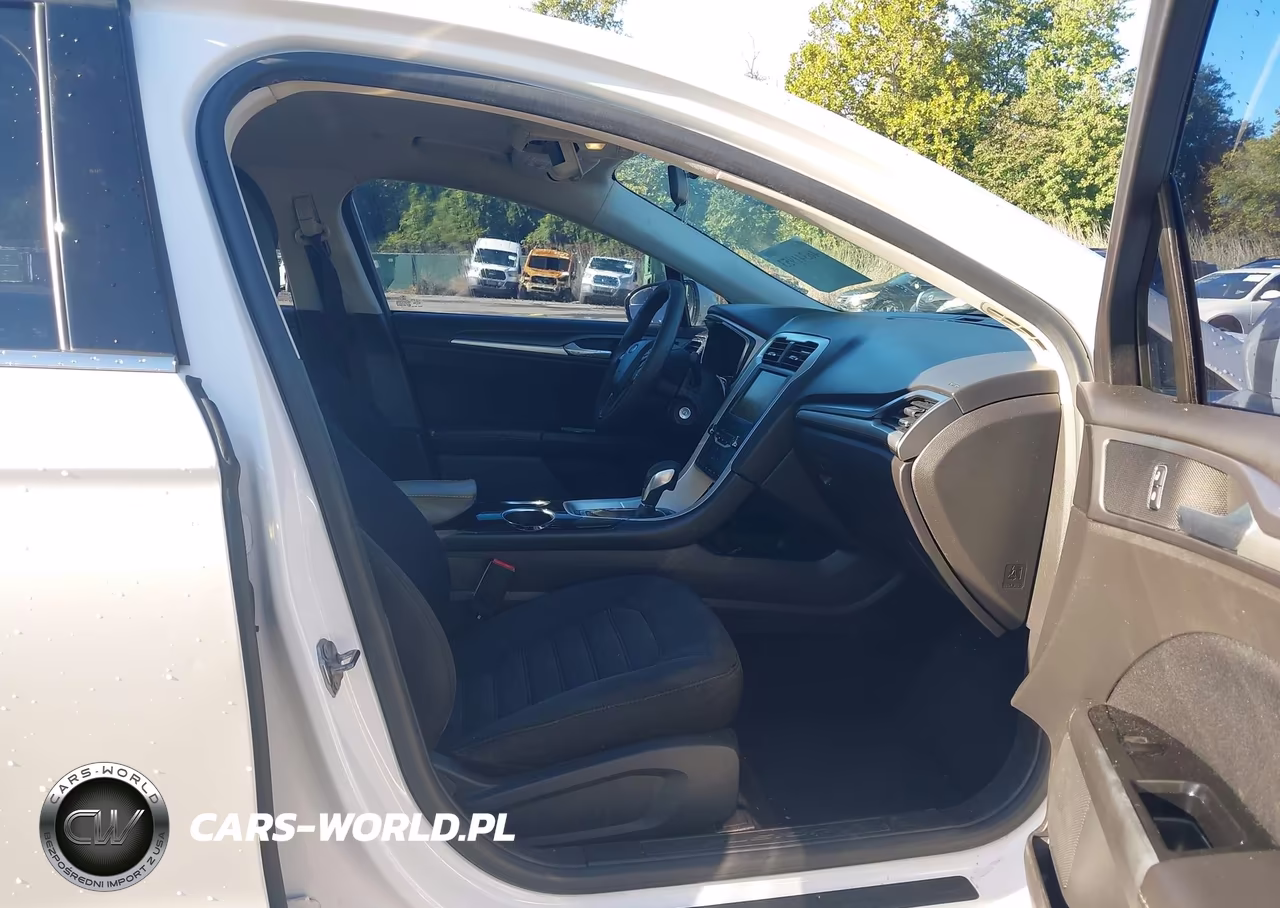 2013 Ford Fusion Hybrid Se VIN:3FA6P0LUXDR368590 - 5