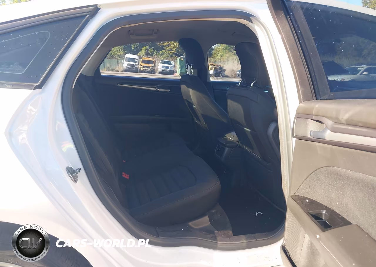 2013 Ford Fusion Hybrid Se VIN:3FA6P0LUXDR368590 - 8