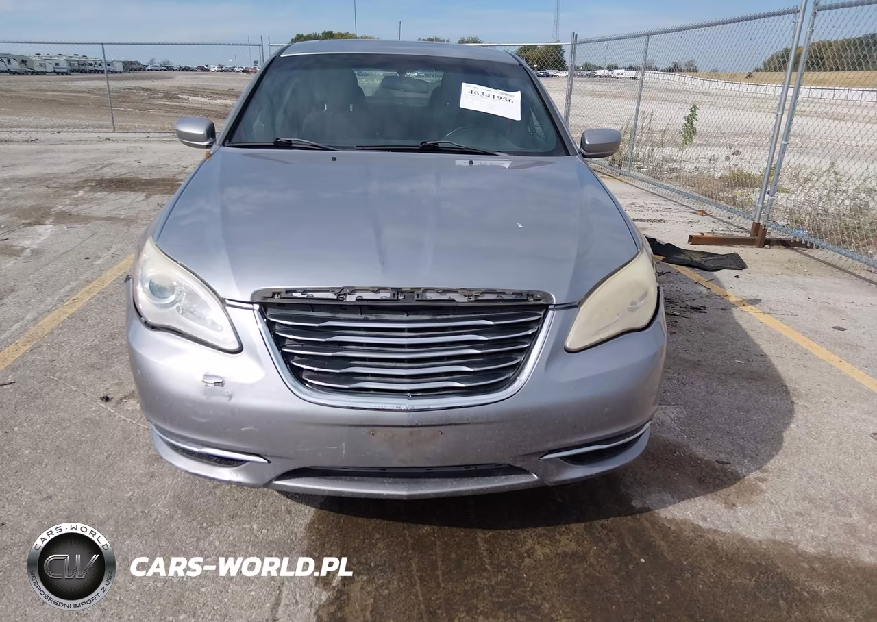 2013 Chrysler 200 Touring VIN:1C3CCBBB6DN699324 - 13