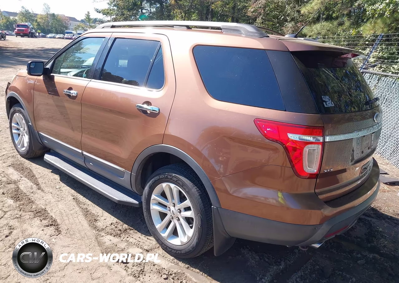 2012 Ford Explorer Xlt VIN:1FMHK8D82CGA04098 - 3