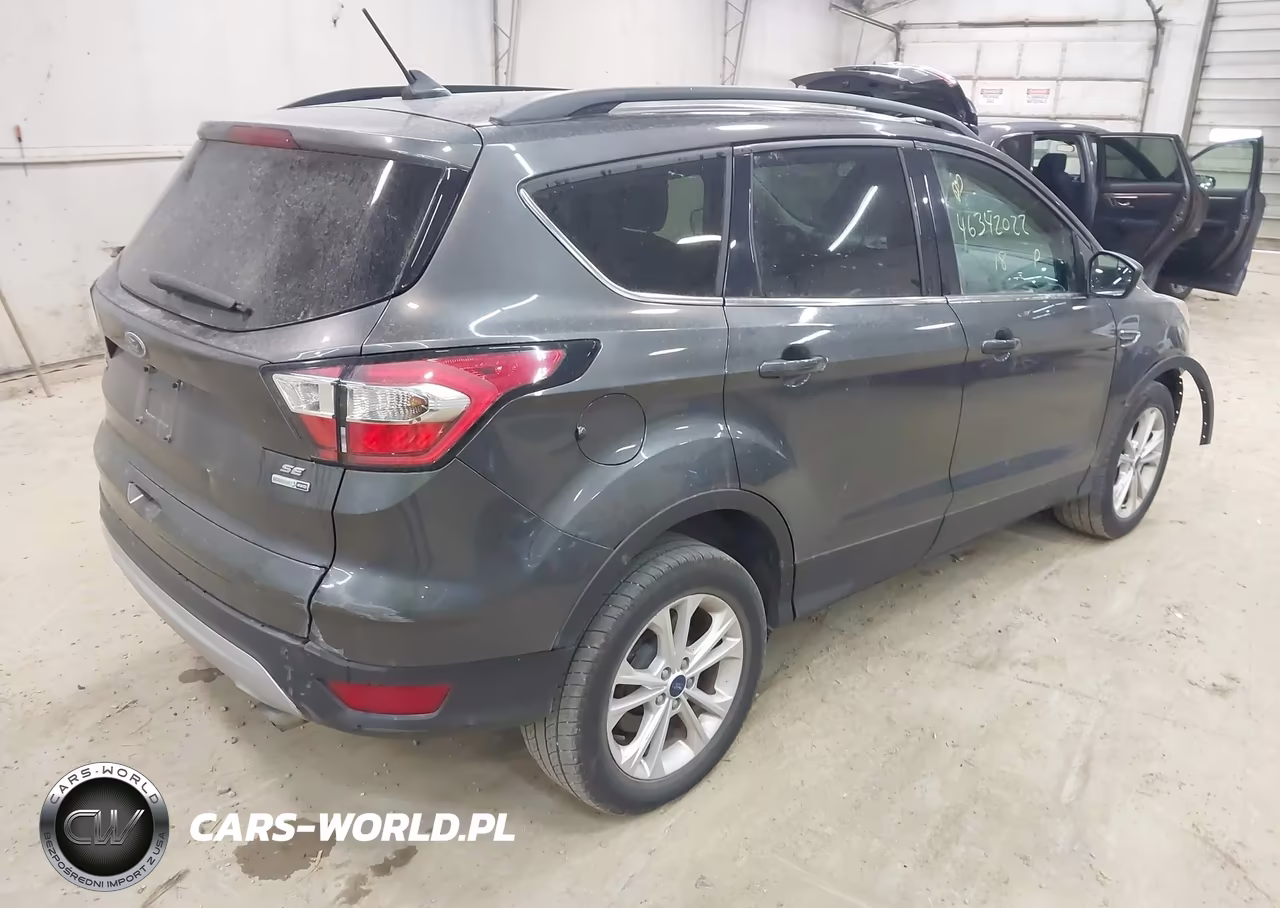 2018 Ford Escape Se VIN:1FMCU9GD5JUA19566 - 4