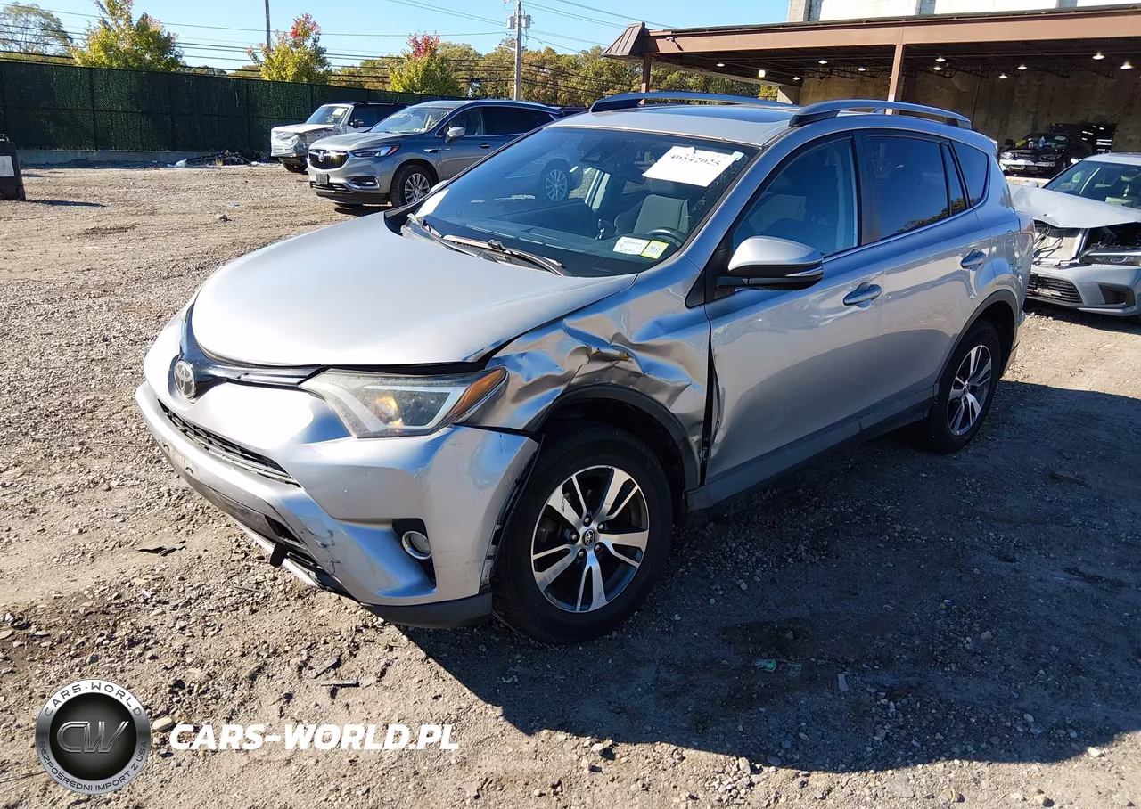 2017 Toyota Rav4 Xle VIN:2T3RFREV2HW563850 - 2