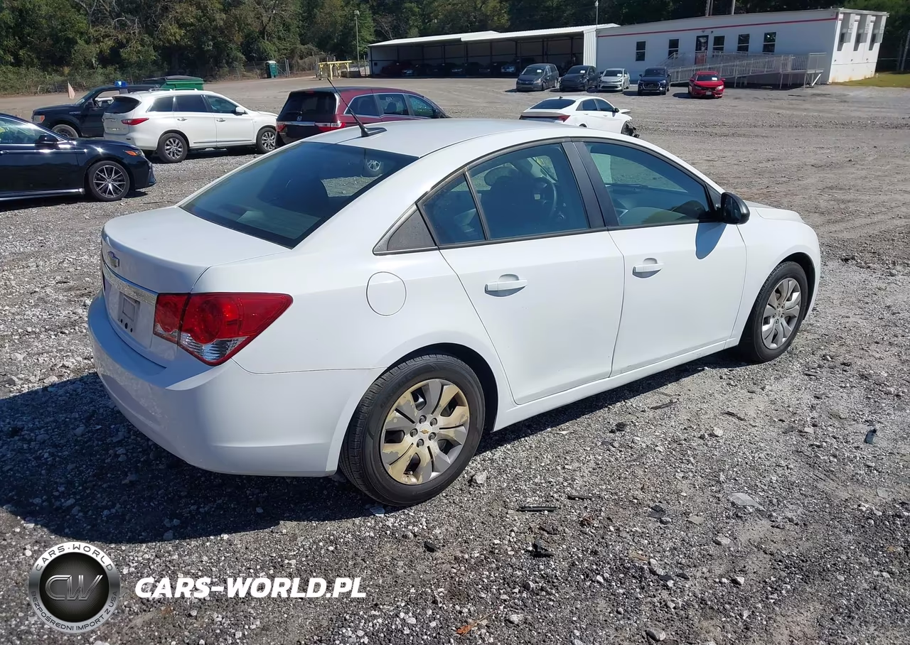 2014 Chevrolet Cruze Ls Auto VIN:1G1PA5SH6E7485750 - 4