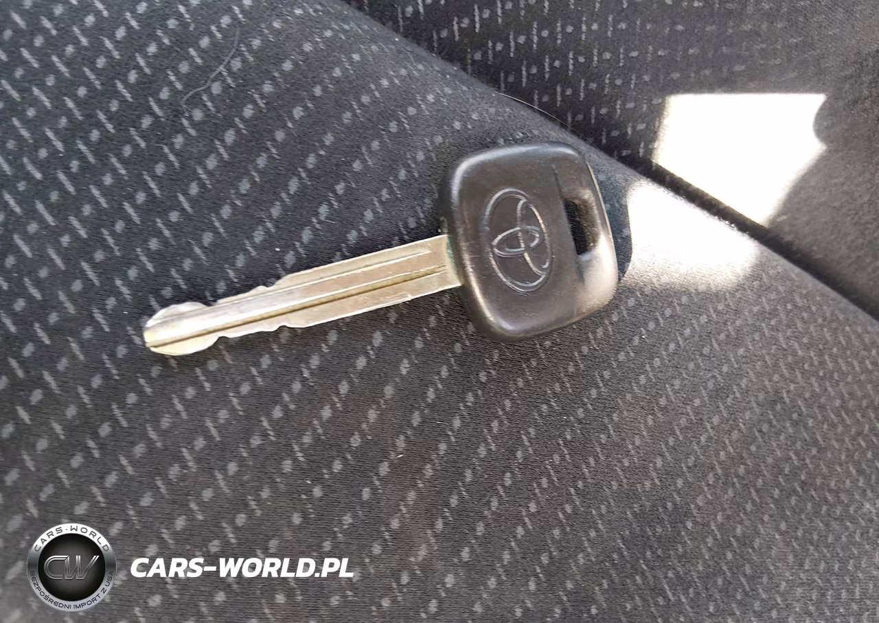 2012 Toyota Yaris VIN:JTDBT4K36CL027544 - 11