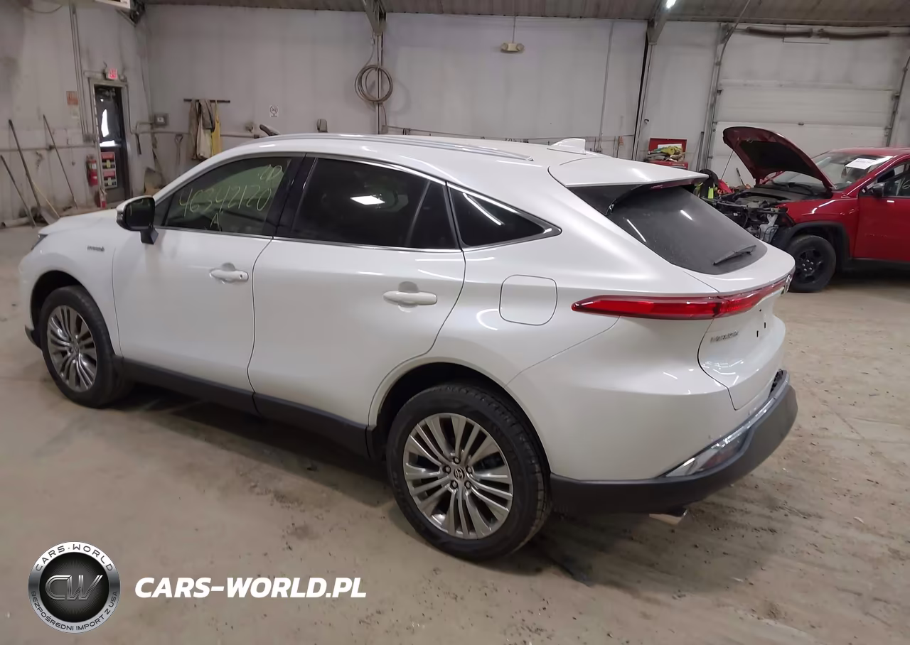 2021 Toyota Venza Xle VIN:JTEAAAAH3MJ026549 - 3
