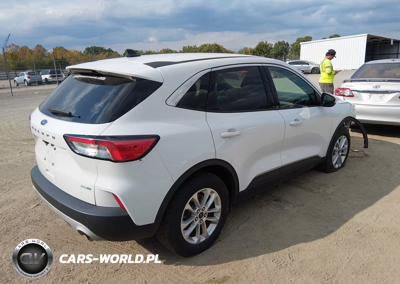 2020 Ford Escape Se VIN:1FMCU9G60LUB72912 - 4