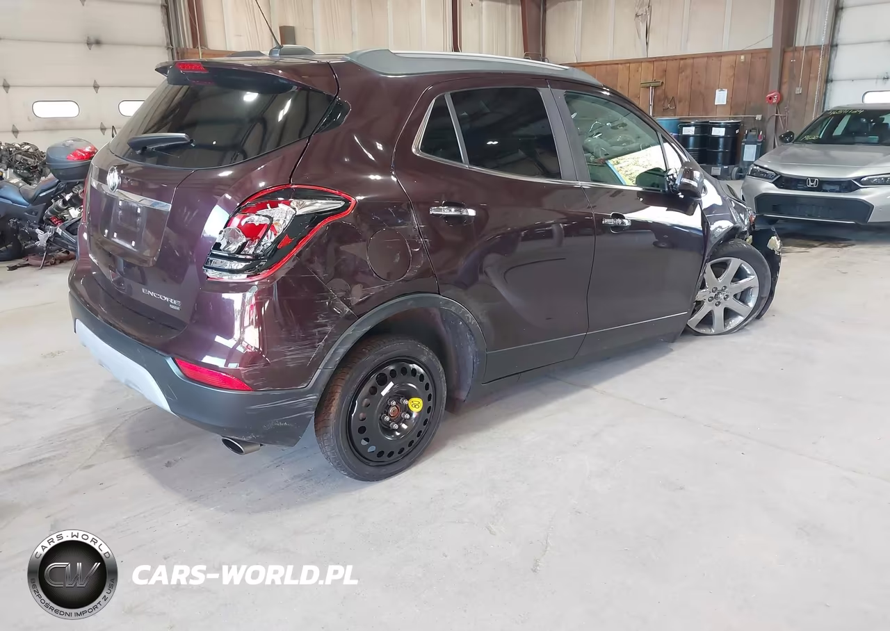 2018 Buick Encore Essence VIN:KL4CJGSB6JB682545 - 4