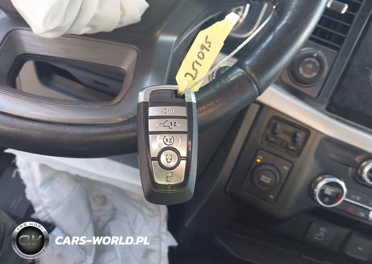 2021 Ford F-150 Xlt VIN:1FTFX1E80MKE22502 - 11