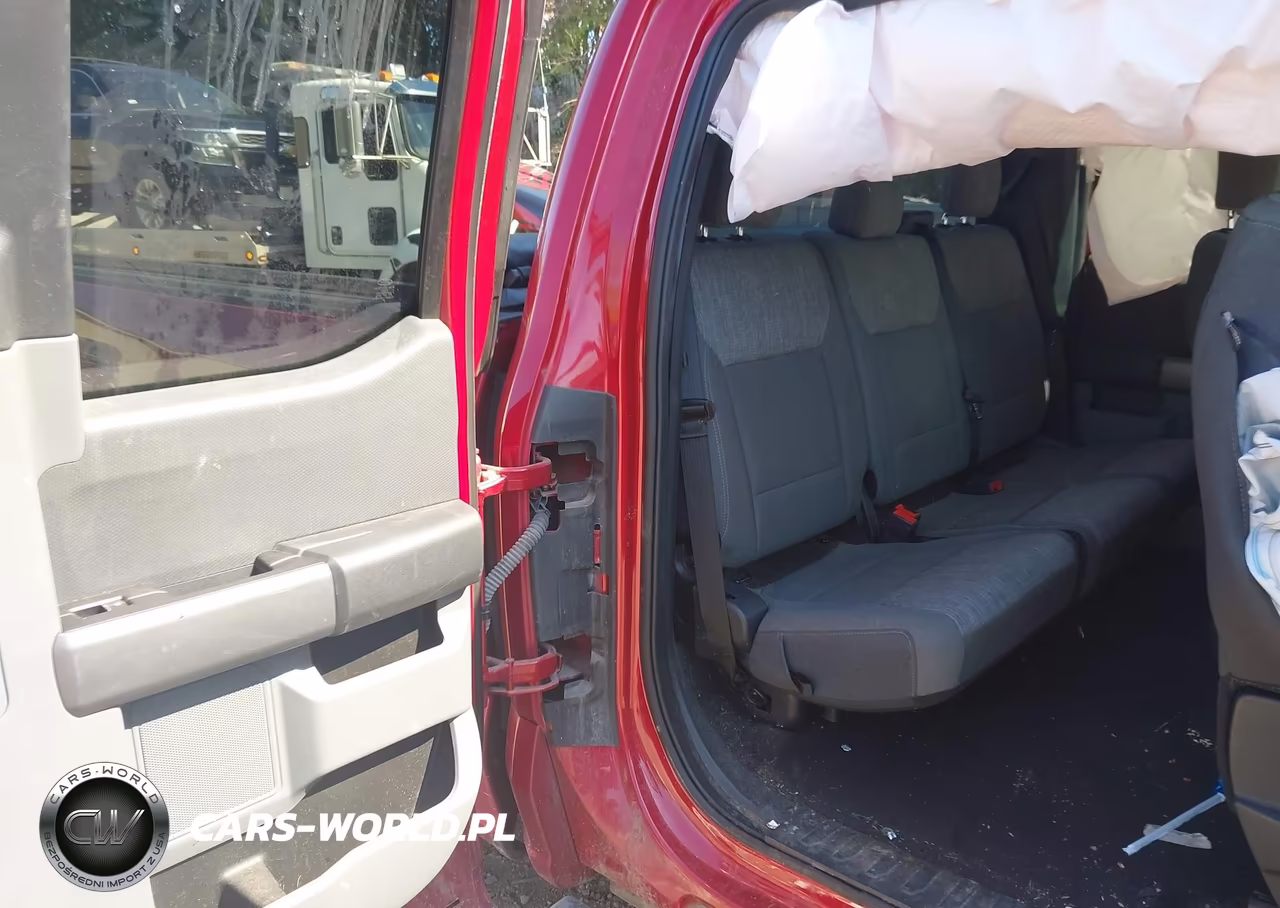 2021 Ford F-150 Xlt VIN:1FTFX1E80MKE22502 - 8