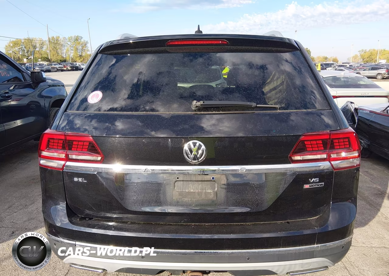 2018 Volkswagen Atlas 3.6L V6 Sel Premium VIN:1V2NR2CA9JC504167 - 16