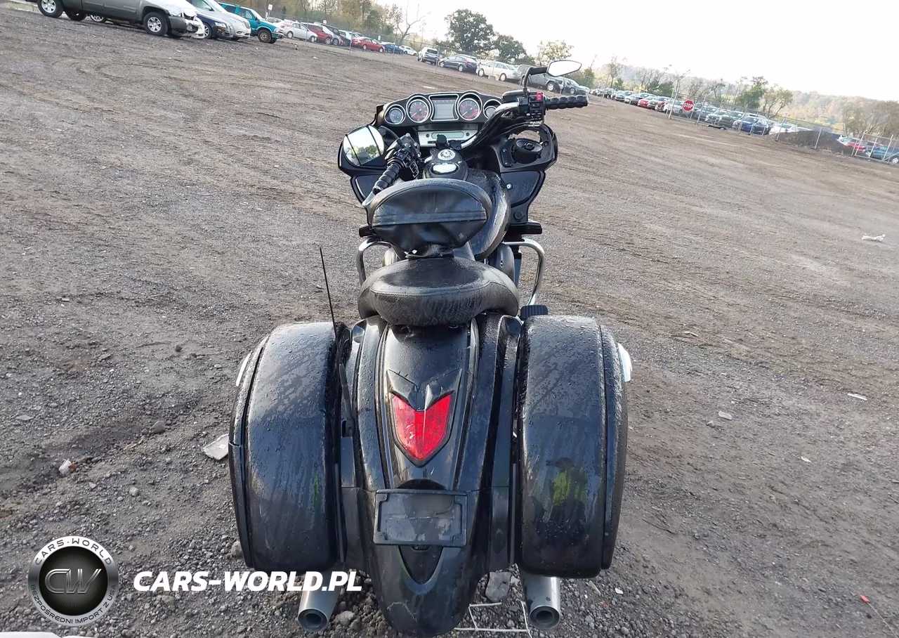 2011 Kawasaki Vn1700 J VIN:JKBVNRJ12BA001964 - 6