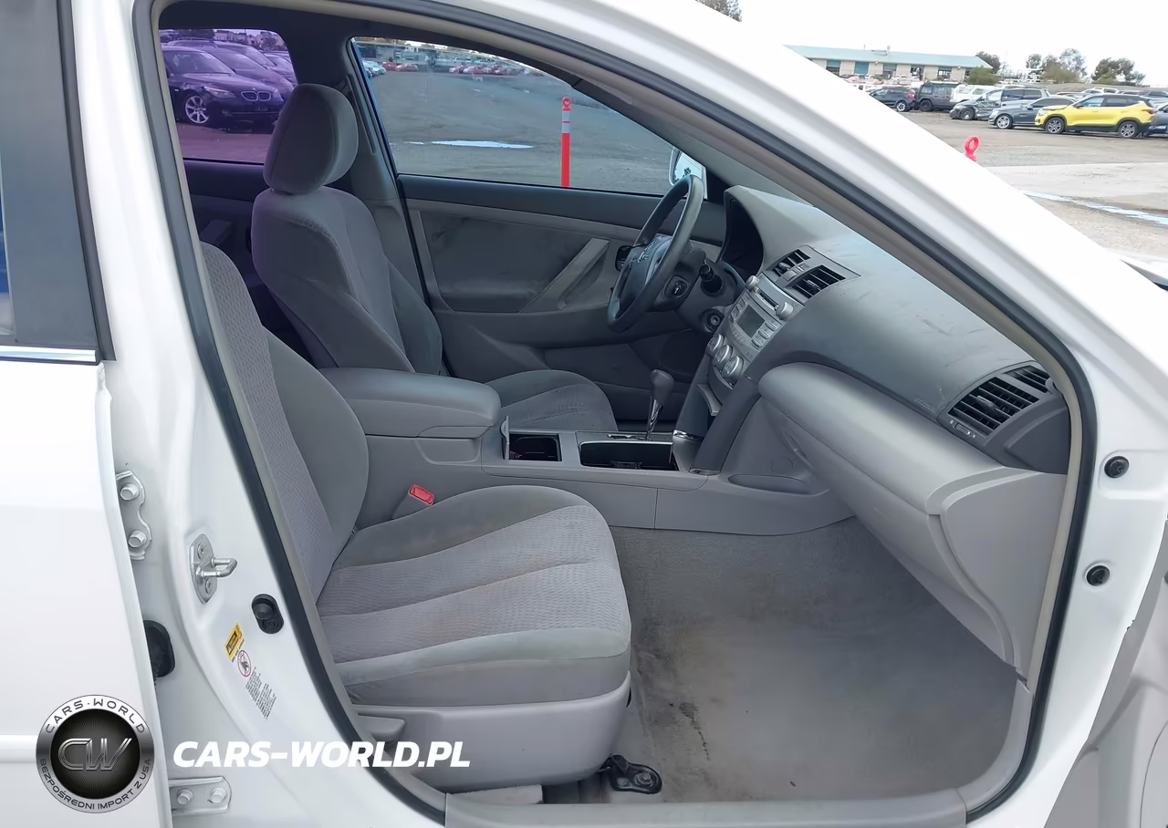 2010 Toyota Camry Le VIN:4T1BF3EK8AU535957 - 5