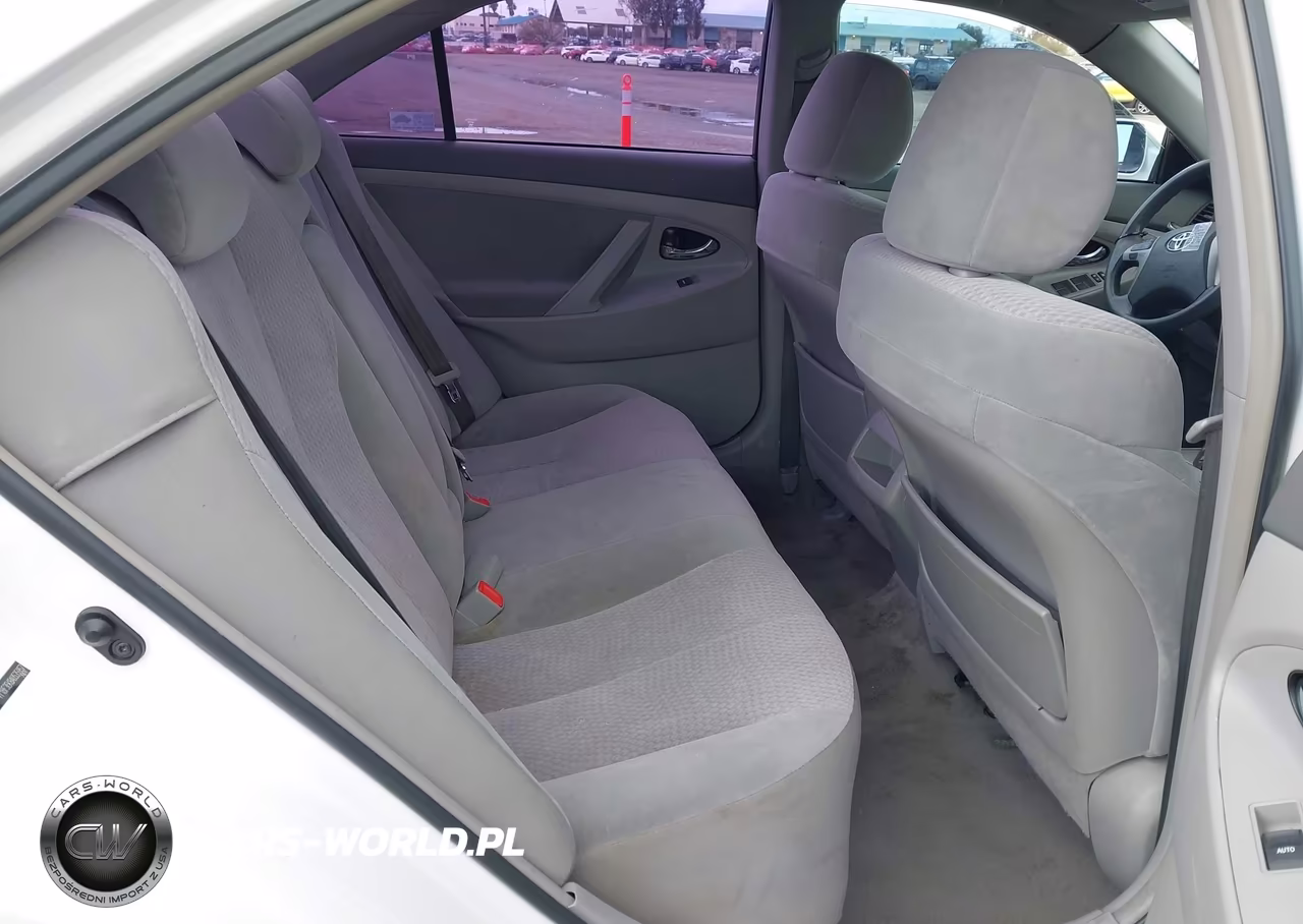 2010 Toyota Camry Le VIN:4T1BF3EK8AU535957 - 8