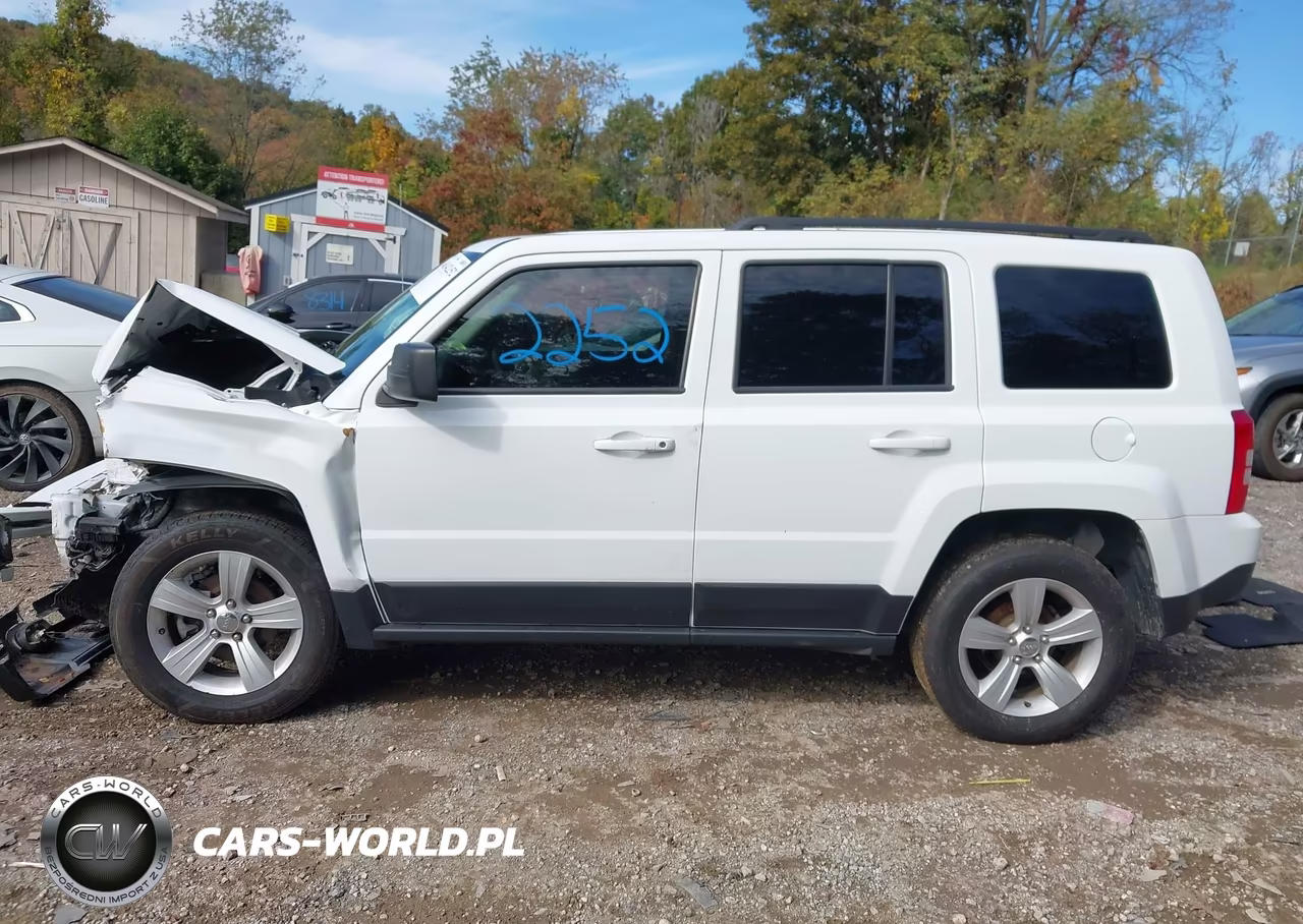 2017 Jeep Patriot Sport 4X4 VIN:1C4NJRBB7HD179969 - 14