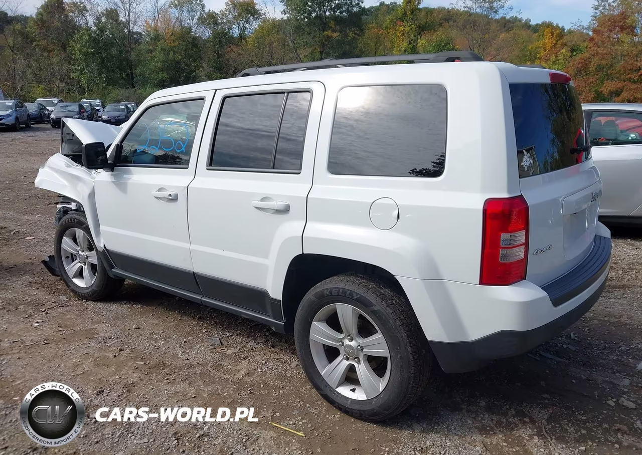 2017 Jeep Patriot Sport 4X4 VIN:1C4NJRBB7HD179969 - 3
