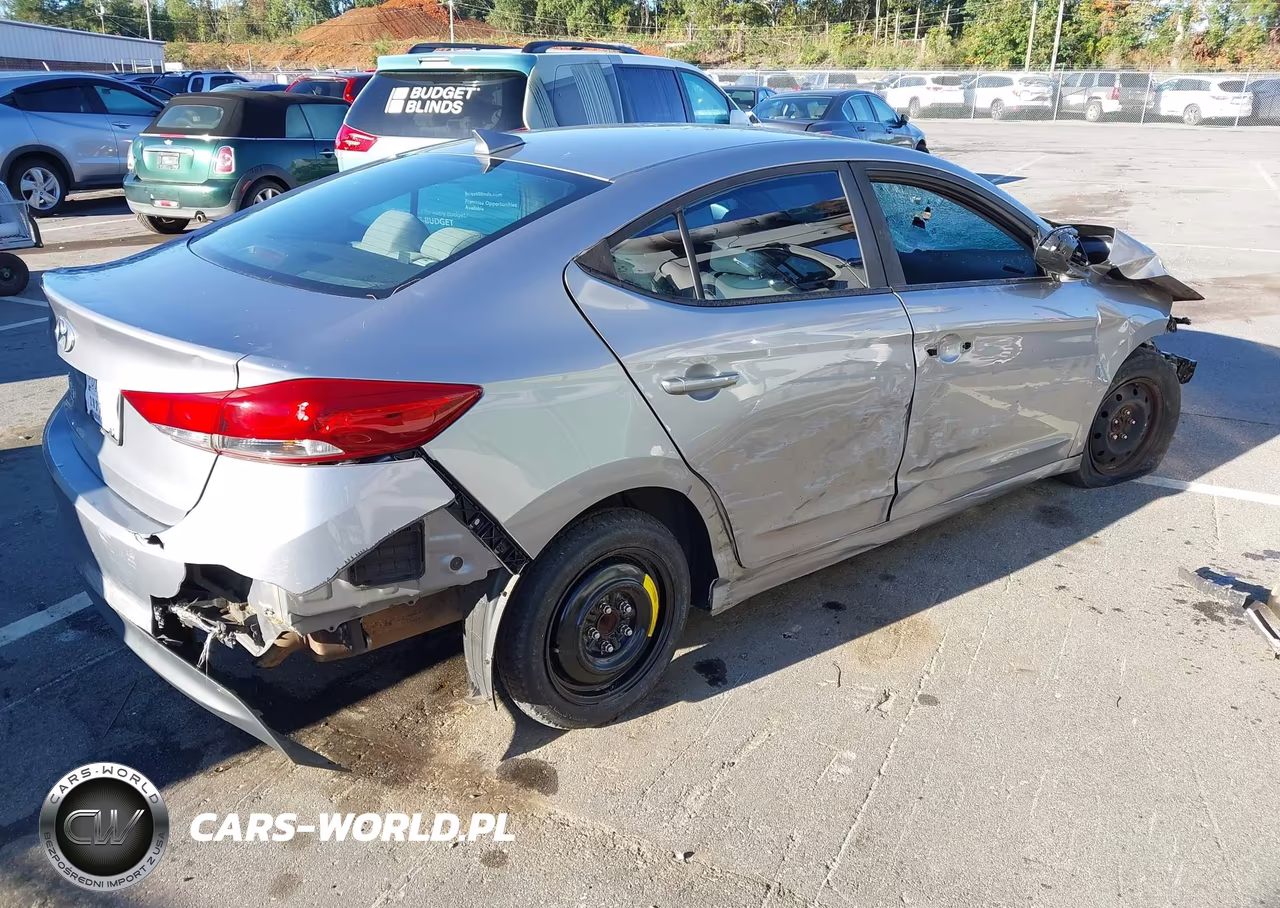 2017 Hyundai Elantra Se VIN:5NPD74LF6HH209956 - 4