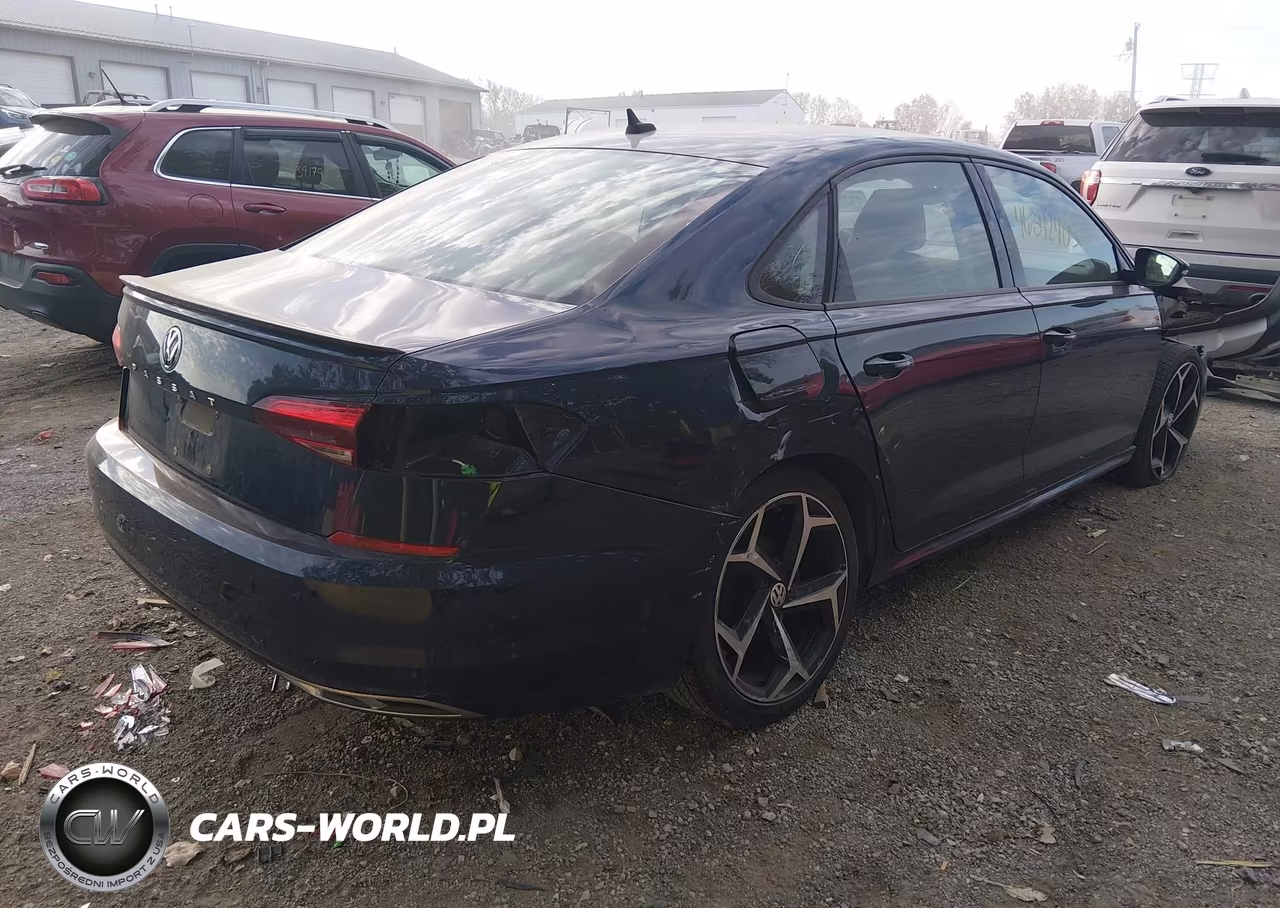 2020 Volkswagen Passat 2.0T R-Line VIN:1VWMA7A31LC019981 - 4