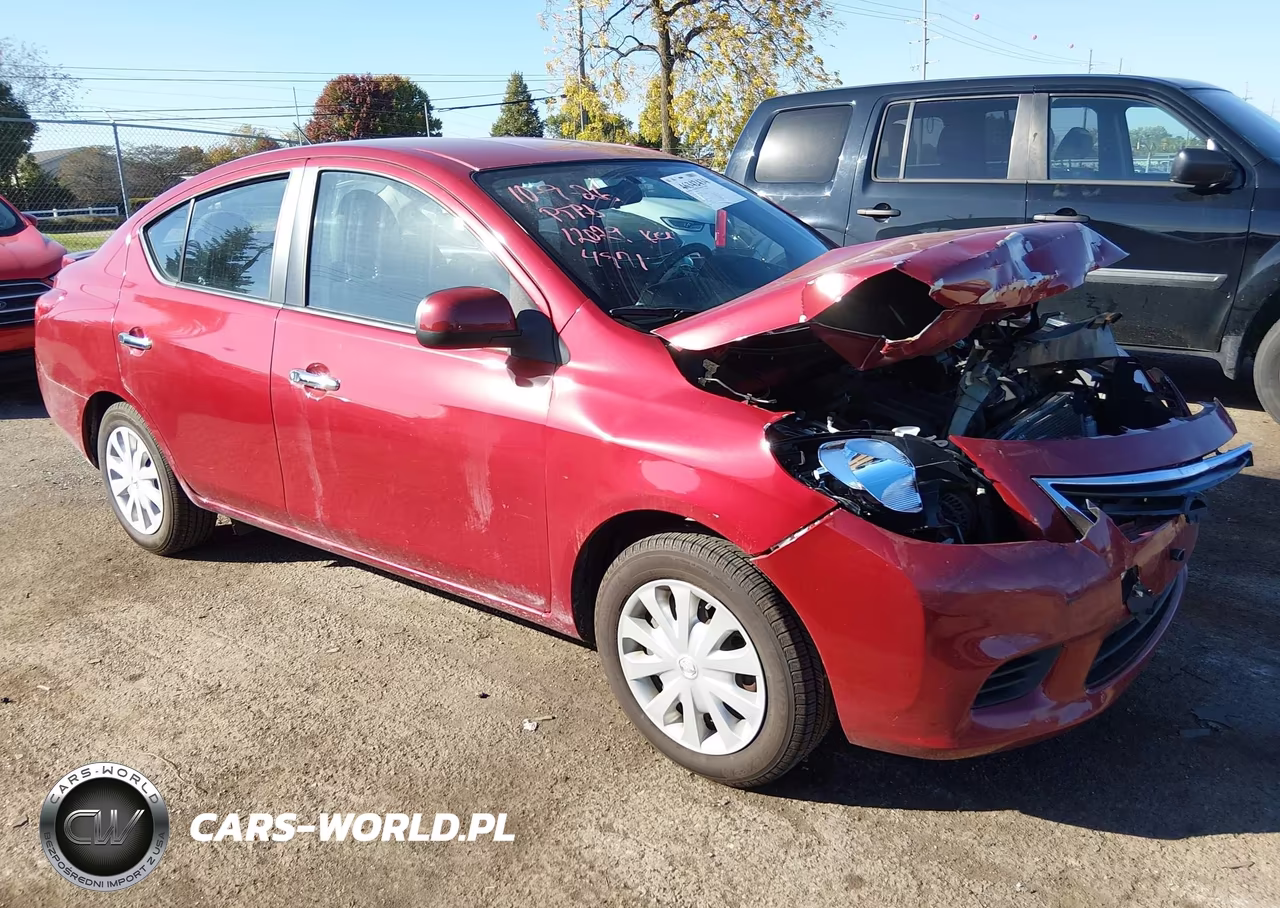 2013 Nissan Versa 1.6 Sv