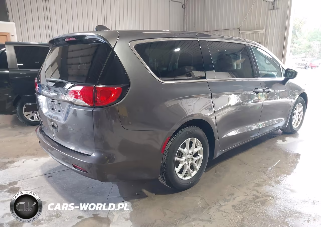 2022 Chrysler Voyager Lx VIN:2C4RC1CG4NR146637 - 4