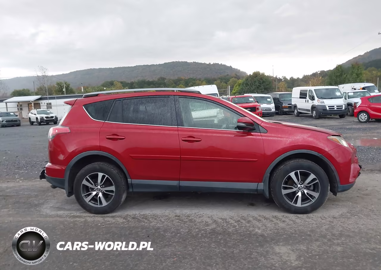 2017 Toyota Rav4 Xle VIN:JTMRFREV0HJ159427 - 13