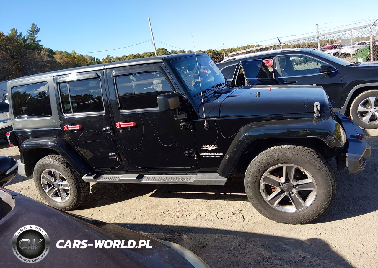 2015 Jeep Wrangler Unlimited Sahara VIN:1C4BJWEG6FL708808 - 13