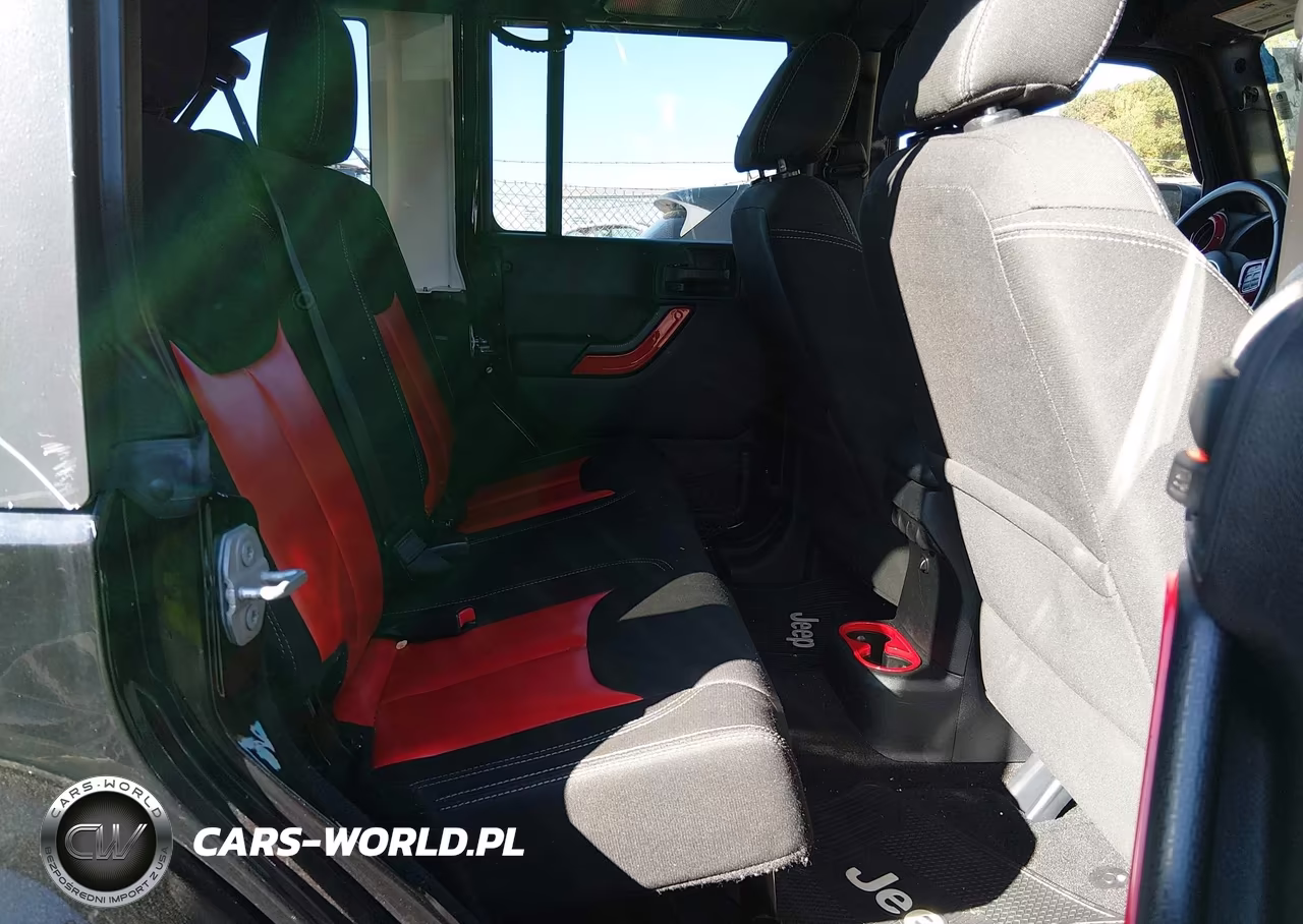 2015 Jeep Wrangler Unlimited Sahara VIN:1C4BJWEG6FL708808 - 8