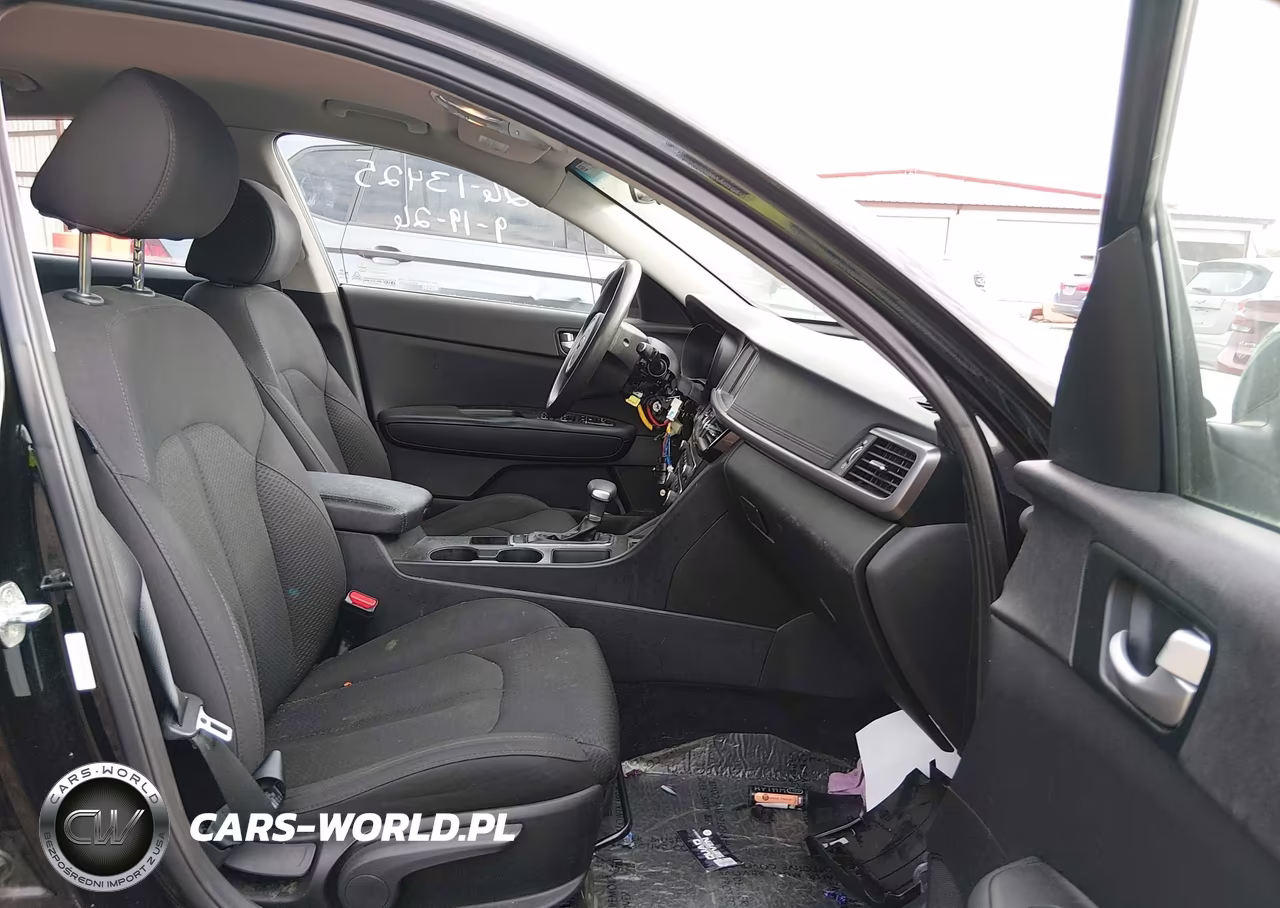 2018 Kia Optima VIN:5XXGT4L36JG196187 - 5