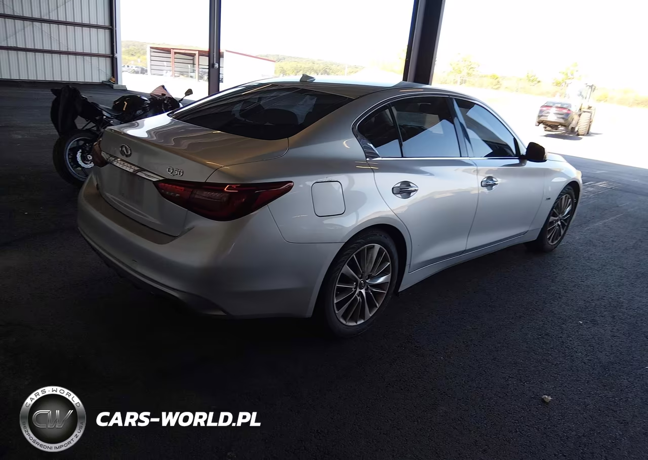 2018 Infiniti Q50 3.0T Luxe VIN:JN1EV7AR3JM442457 - 4