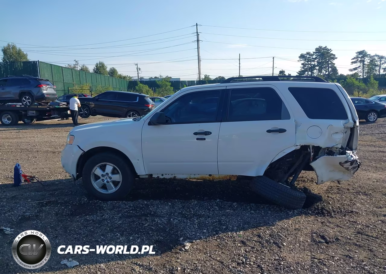 2009 Ford Escape Xlt VIN:1FMCU93GX9KA81858 - 14