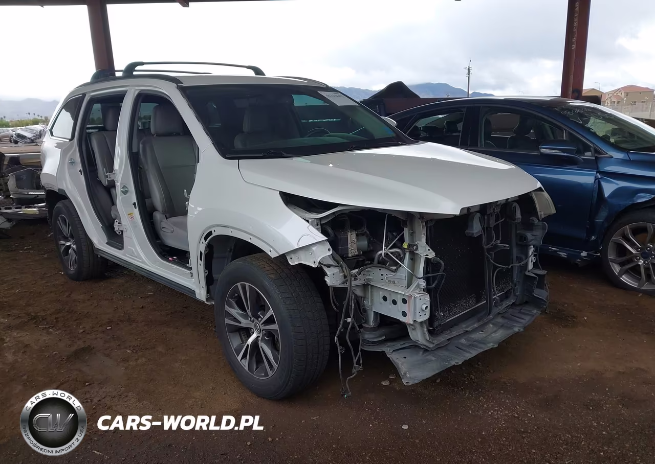 2016 Toyota Highlander Xle V6 – zdjęcie 1 z 17
