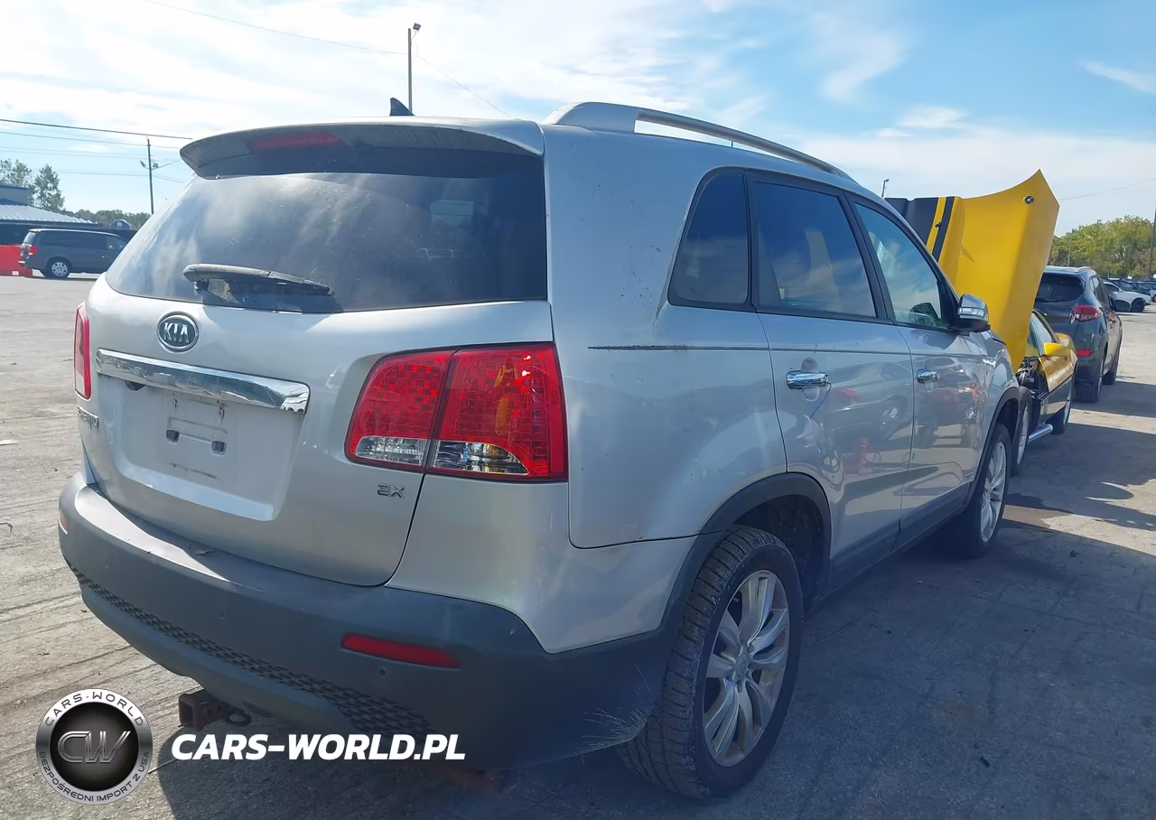 2011 Kia Sorento Ex VIN:5XYKUDA1XBG006123 - 4