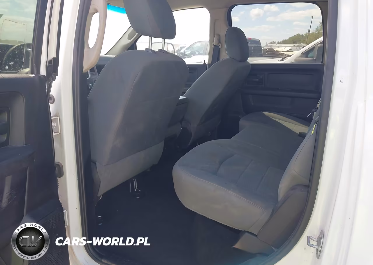2017 Ram 5500 Chassis Tradesman-Slt-Laramie VIN:3C7WRNFL6HG520051 - 6