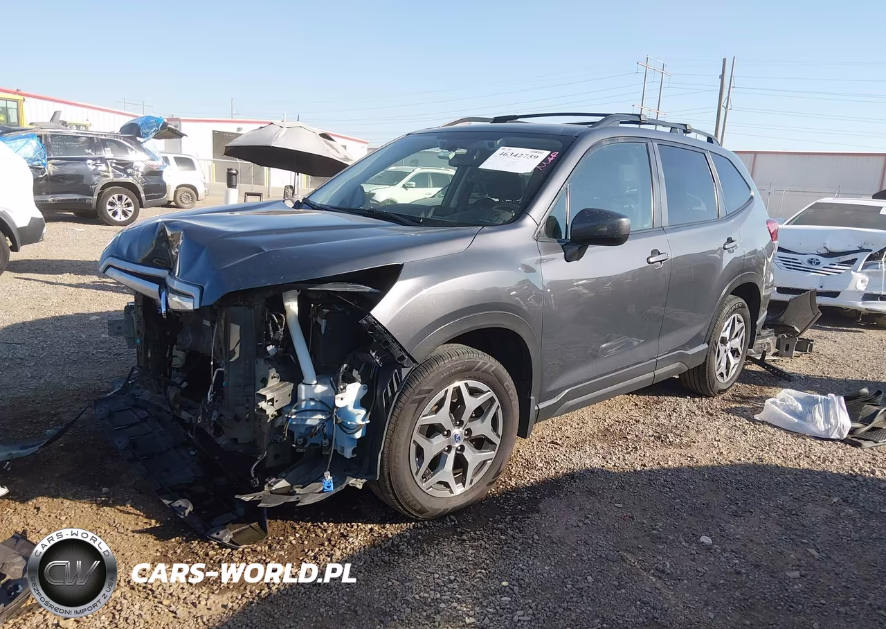 2020 Subaru Forester Premium VIN:JF2SKAGC3LH578917 - 2