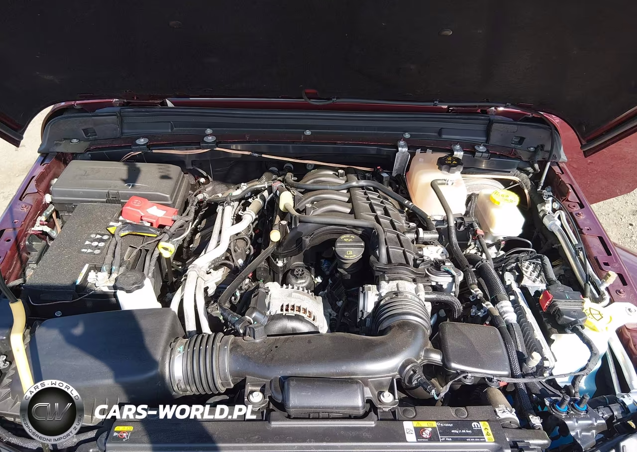 2022 Jeep Wrangler Unlimited Sahara 4X4 VIN:1C4HJXEG1NW120229 - 10