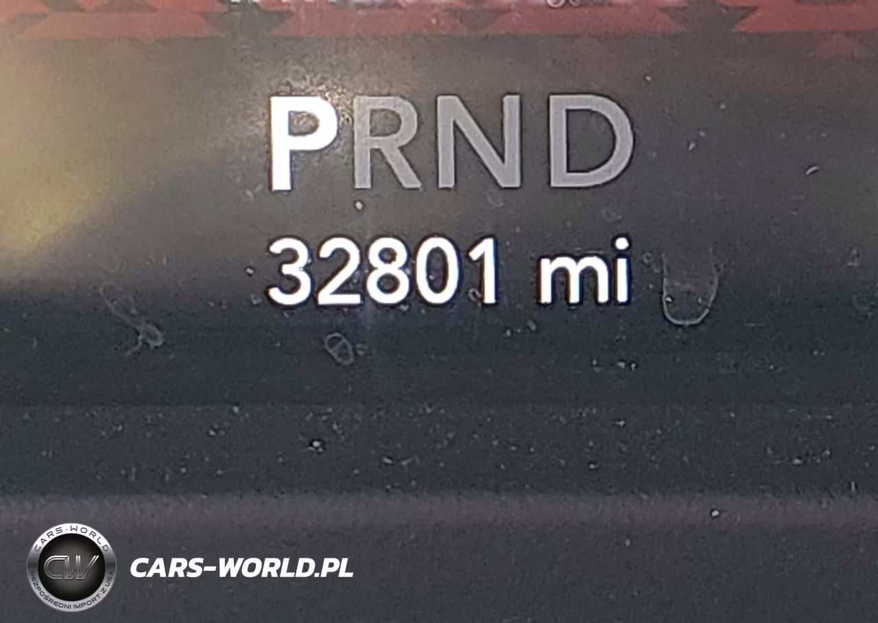 2022 Jeep Wrangler Unlimited Sahara 4X4 VIN:1C4HJXEG1NW120229 - 16