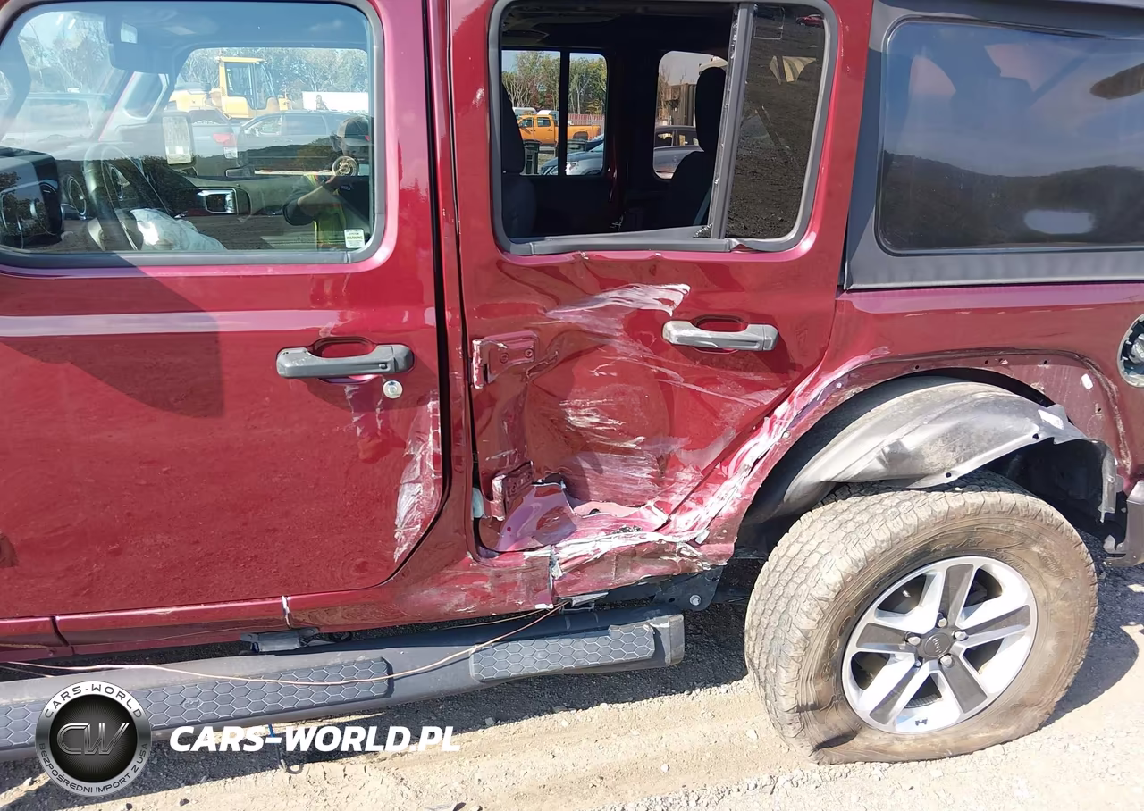 2022 Jeep Wrangler Unlimited Sahara 4X4 VIN:1C4HJXEG1NW120229 - 6