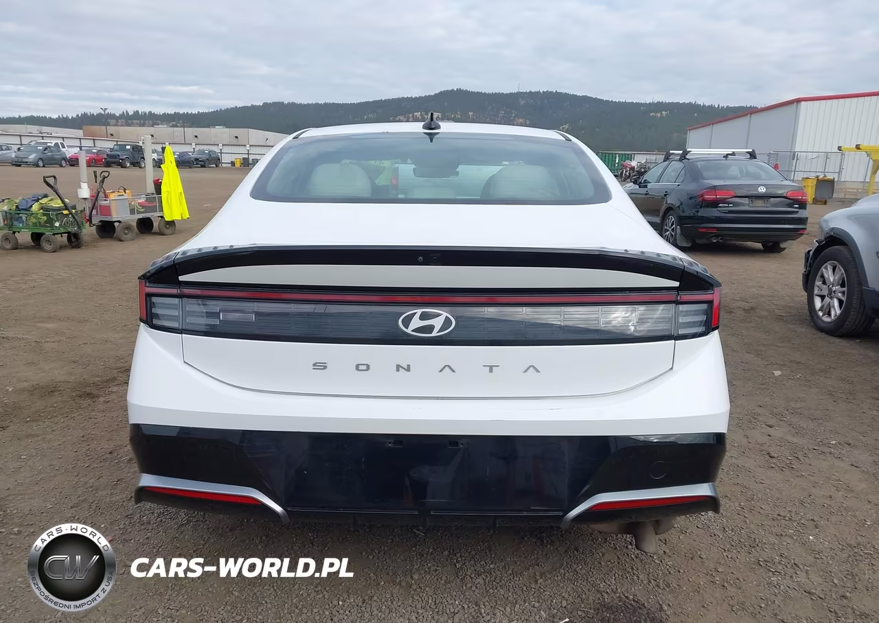 2025 Hyundai Sonata Sel VIN:KMHL64JA3SA489397 - 17