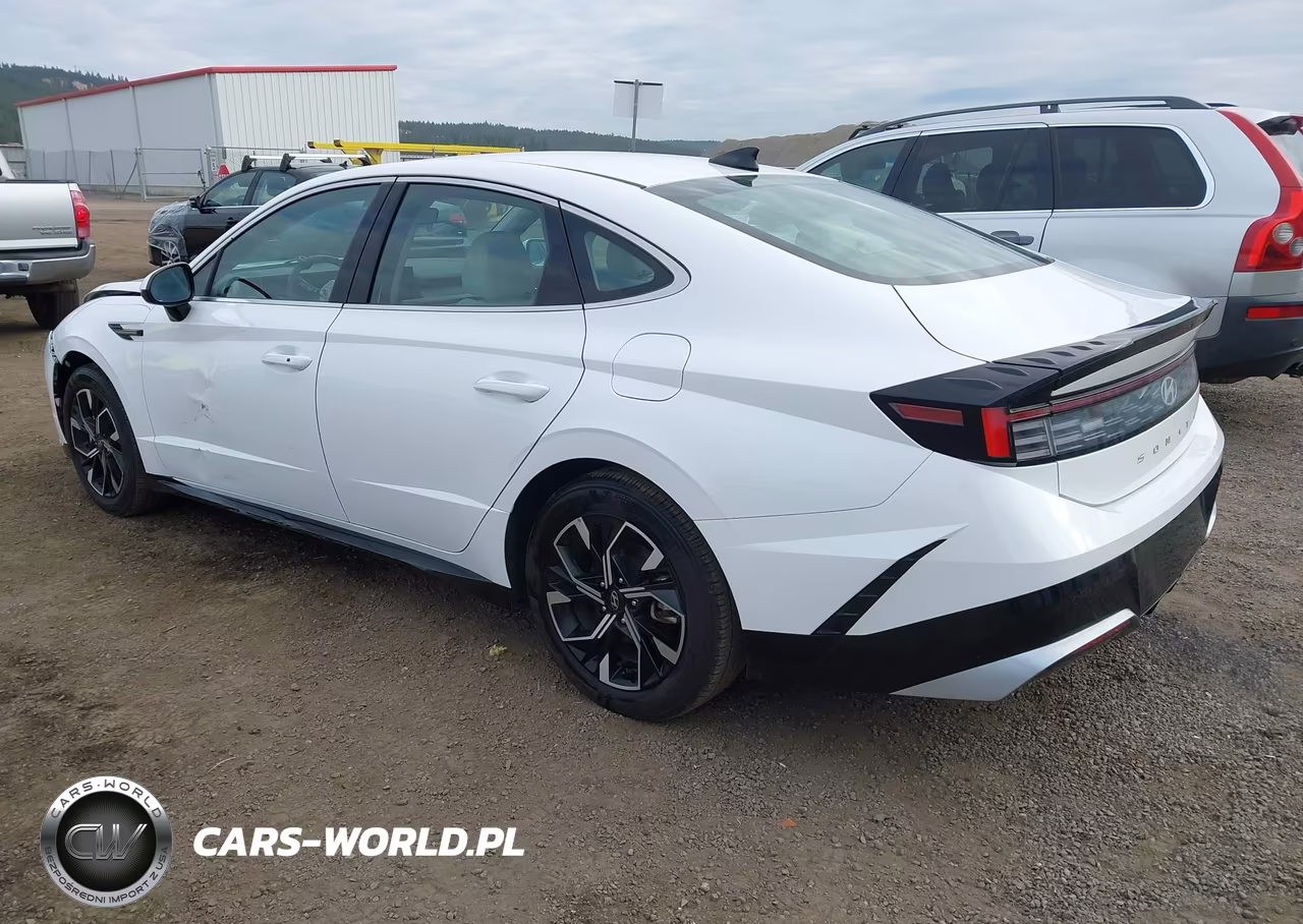 2025 Hyundai Sonata Sel VIN:KMHL64JA3SA489397 - 3