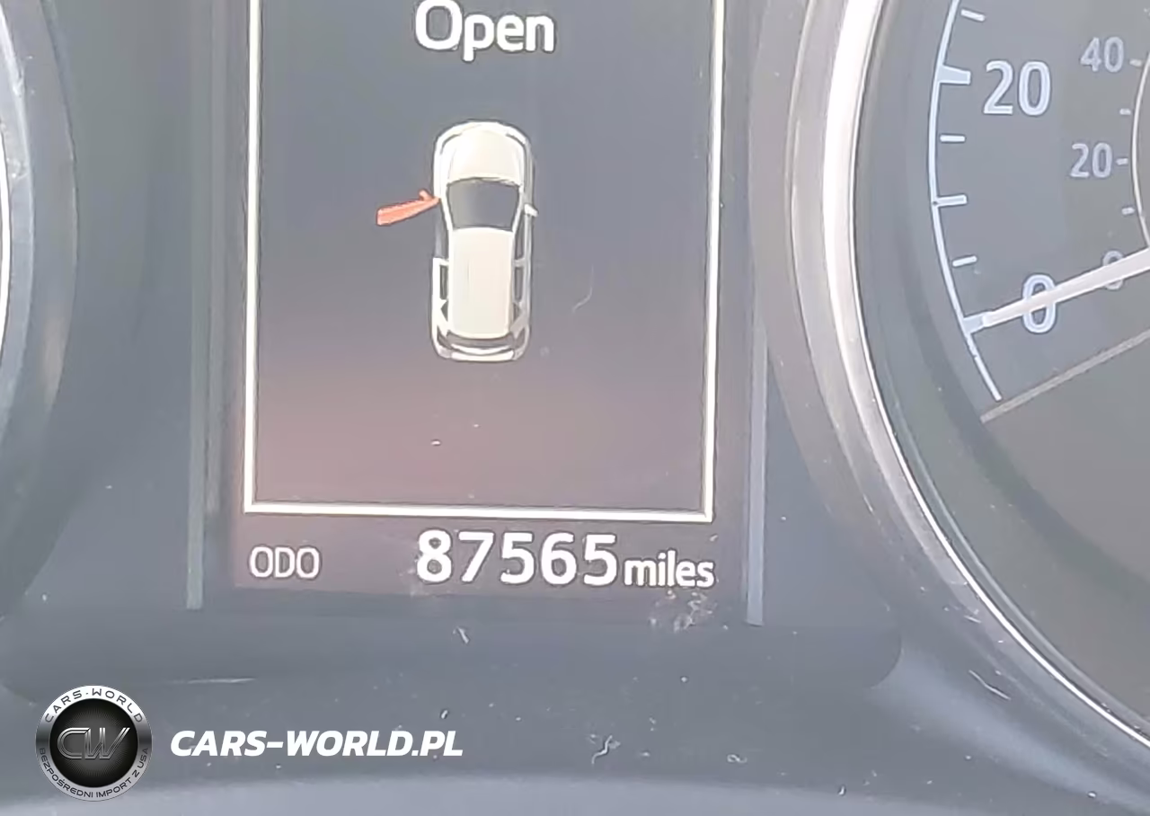 2018 Toyota Corolla Im VIN:JTNKARJE3JJ556539 - 15