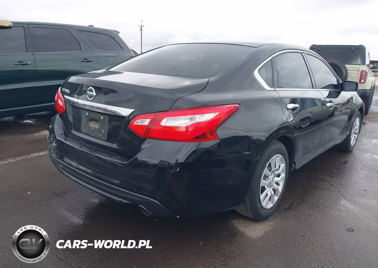 2017 Nissan Altima 2.5 S VIN:1N4AL3AP0HN337393 - 4