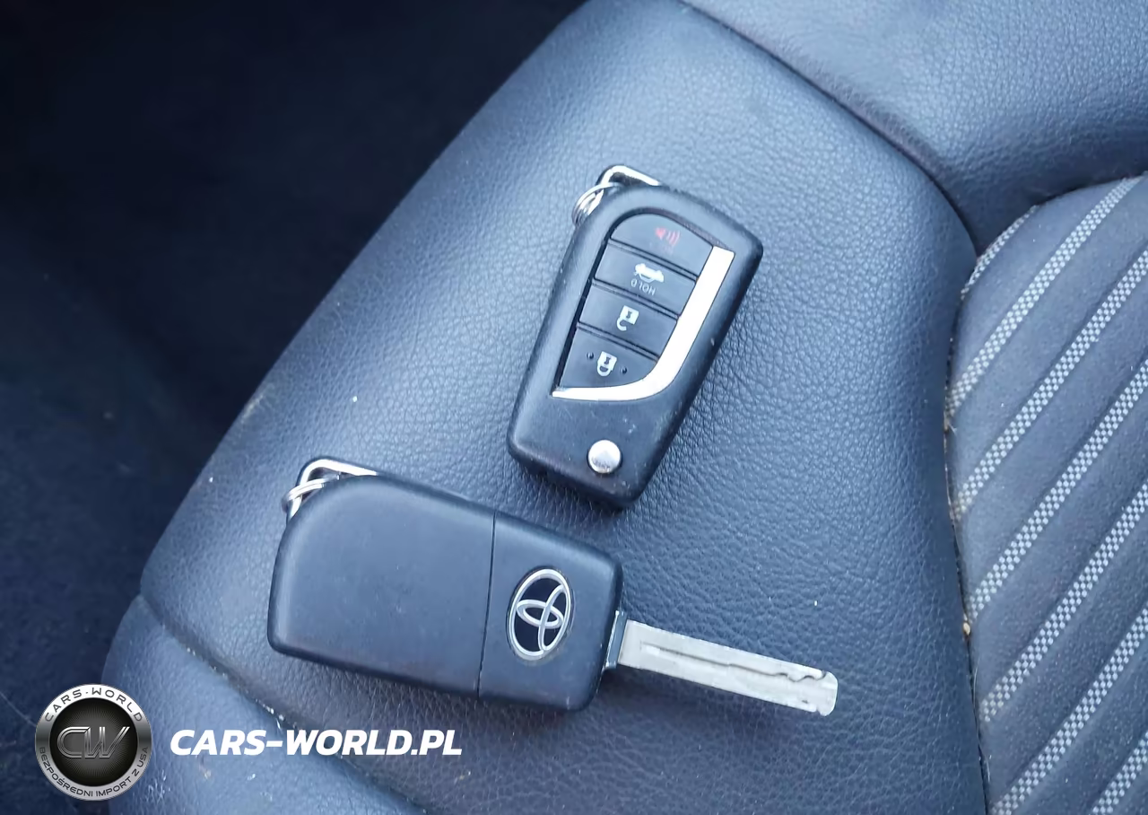 2019 Toyota Camry Se VIN:4T1B11HK1KU208106 - 11